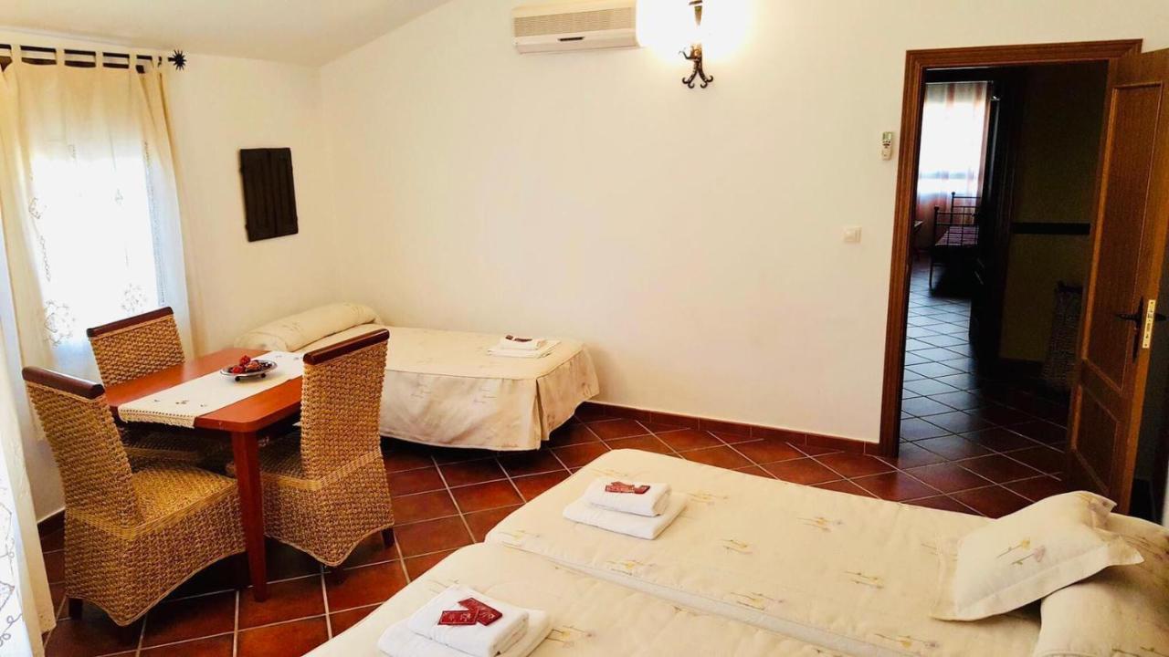 Casa Rural Piedras De Benquerencia Kültér fotó